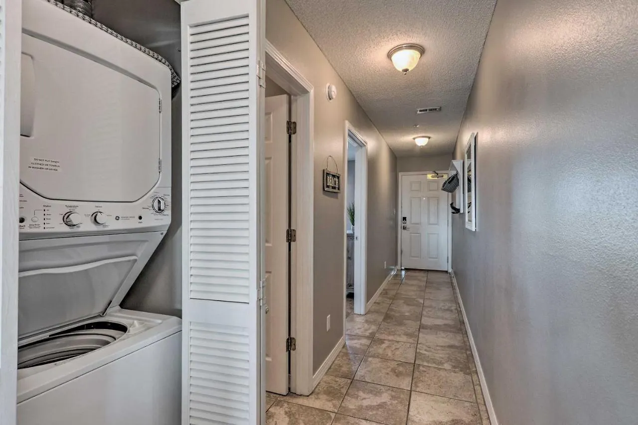 Well-Appointed Family Condo On Miramar Beach! Destin Apartment