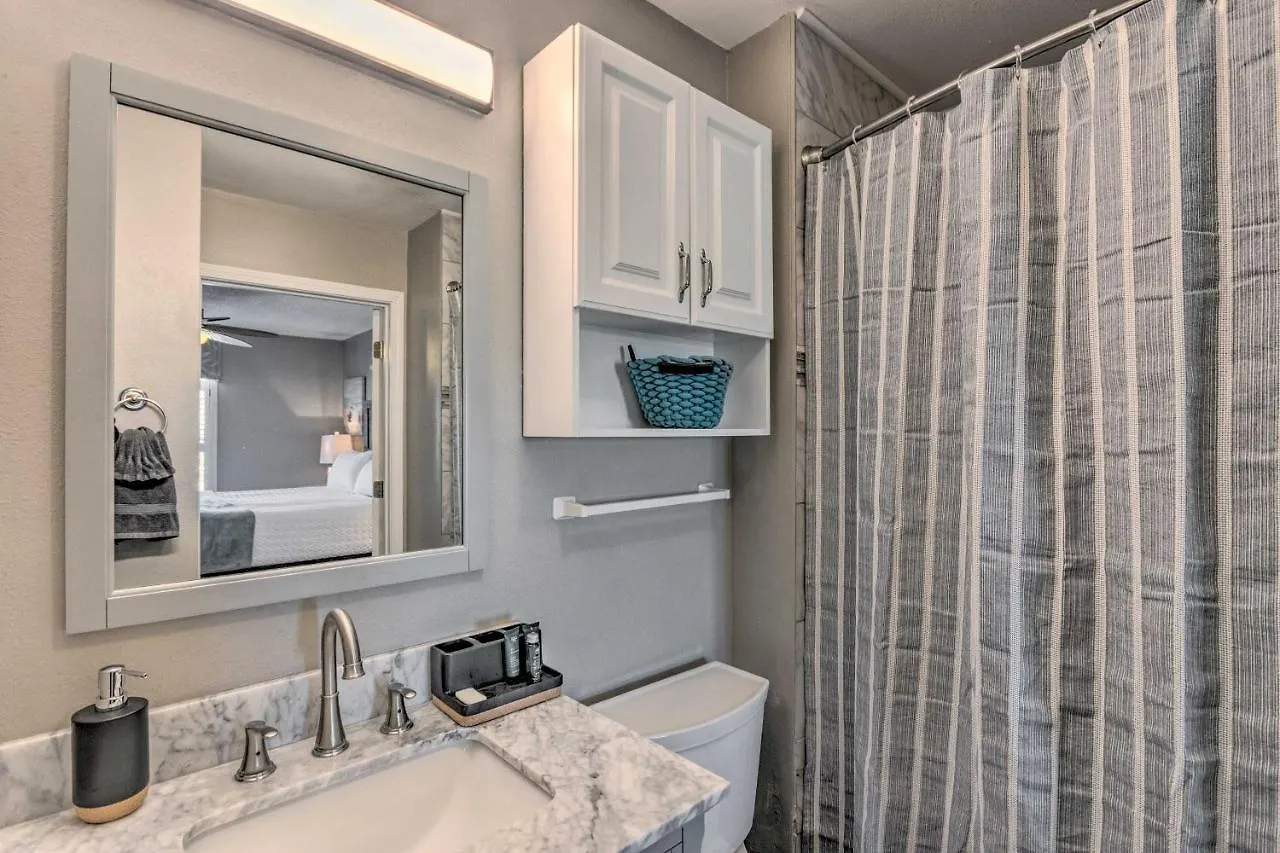 Well-Appointed Family Condo On Miramar Beach! Destin