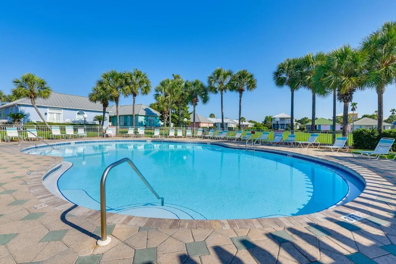 Well-Appointed Family Condo On Miramar Beach! Destin Apartment