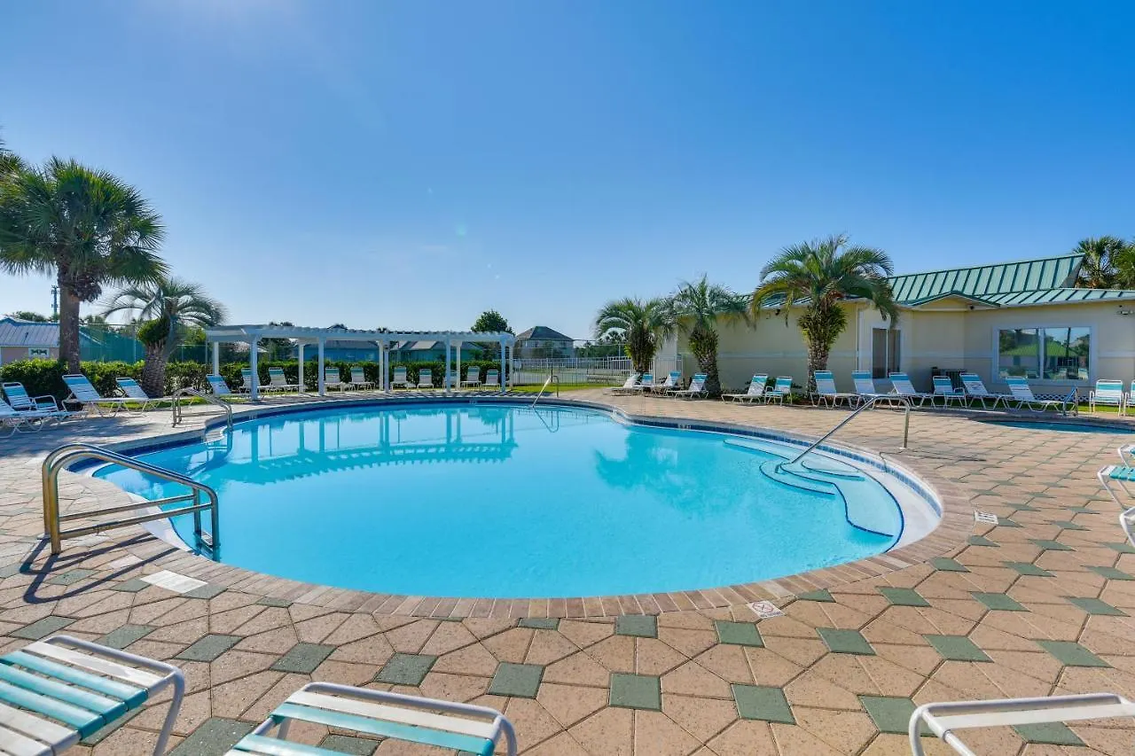 Well-Appointed Family Condo On Miramar Beach! Destin