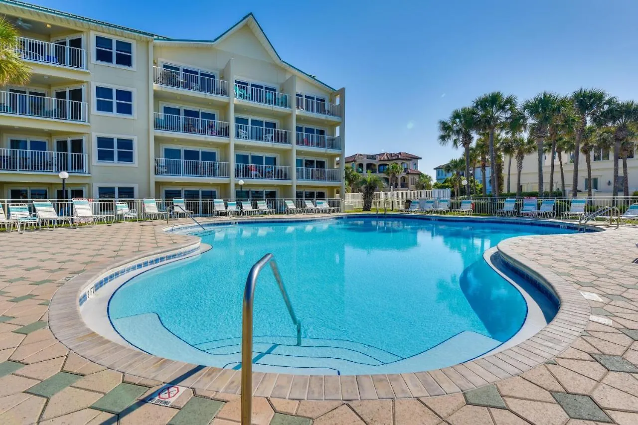 Well-Appointed Family Condo On Miramar Beach! Destin